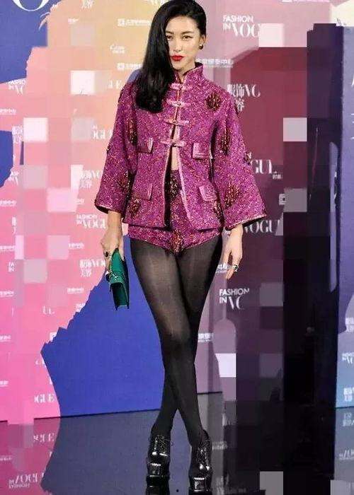 明星穿图片丝袜,明星穿搭演绎时尚魅力